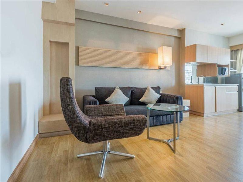 Hi Residence, Бангкок Экстерьер фото